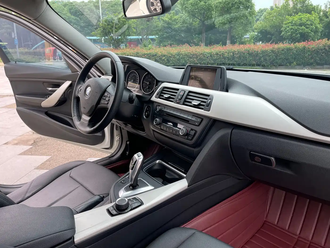 BMW 3 Series 2014 320Li Fashion фото 5