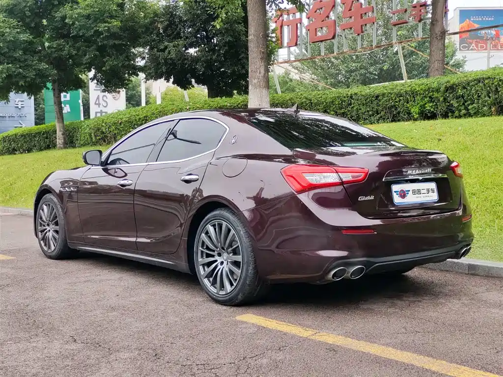 MASERATI GHIBLI