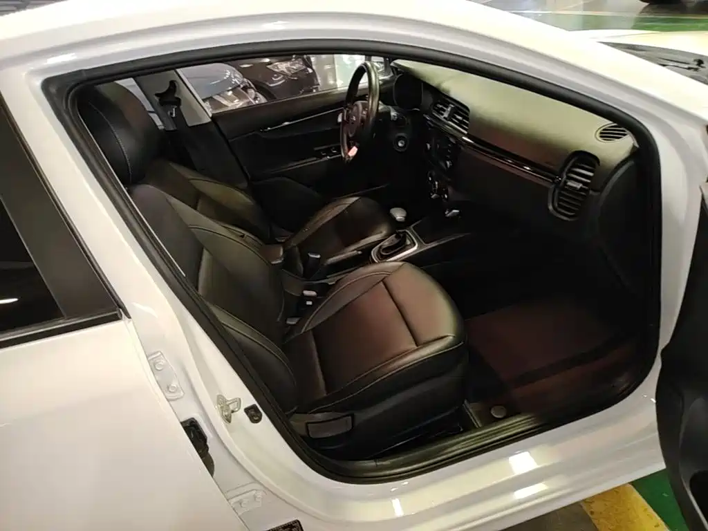 Фото 25 - Kia K2