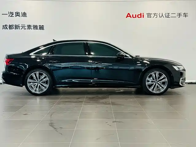 Audi A6L 2024 45 TFSI quattro Premium Dynamic — фото 3