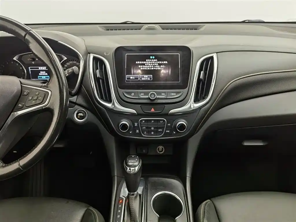 Chevrolet Equinox 2018 535T Automatic Control Edition фото 12