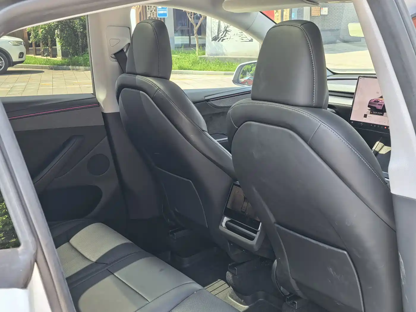 Фото 9 - Tesla Model Y