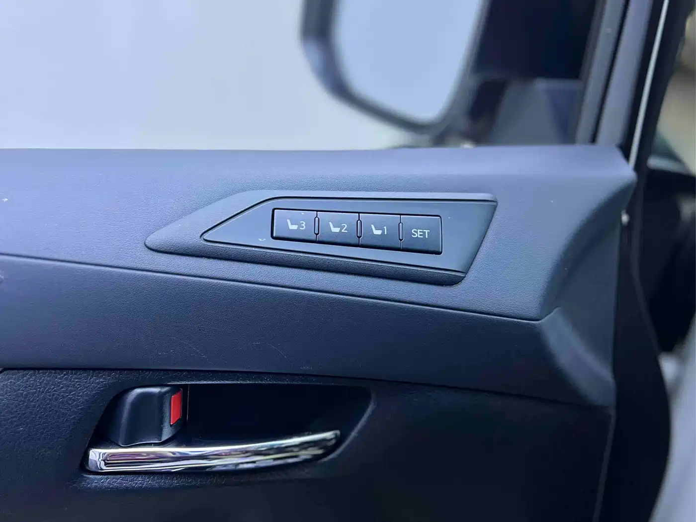 Toyota Alphard 2021 Hybrid 2.5L Premium фото 7