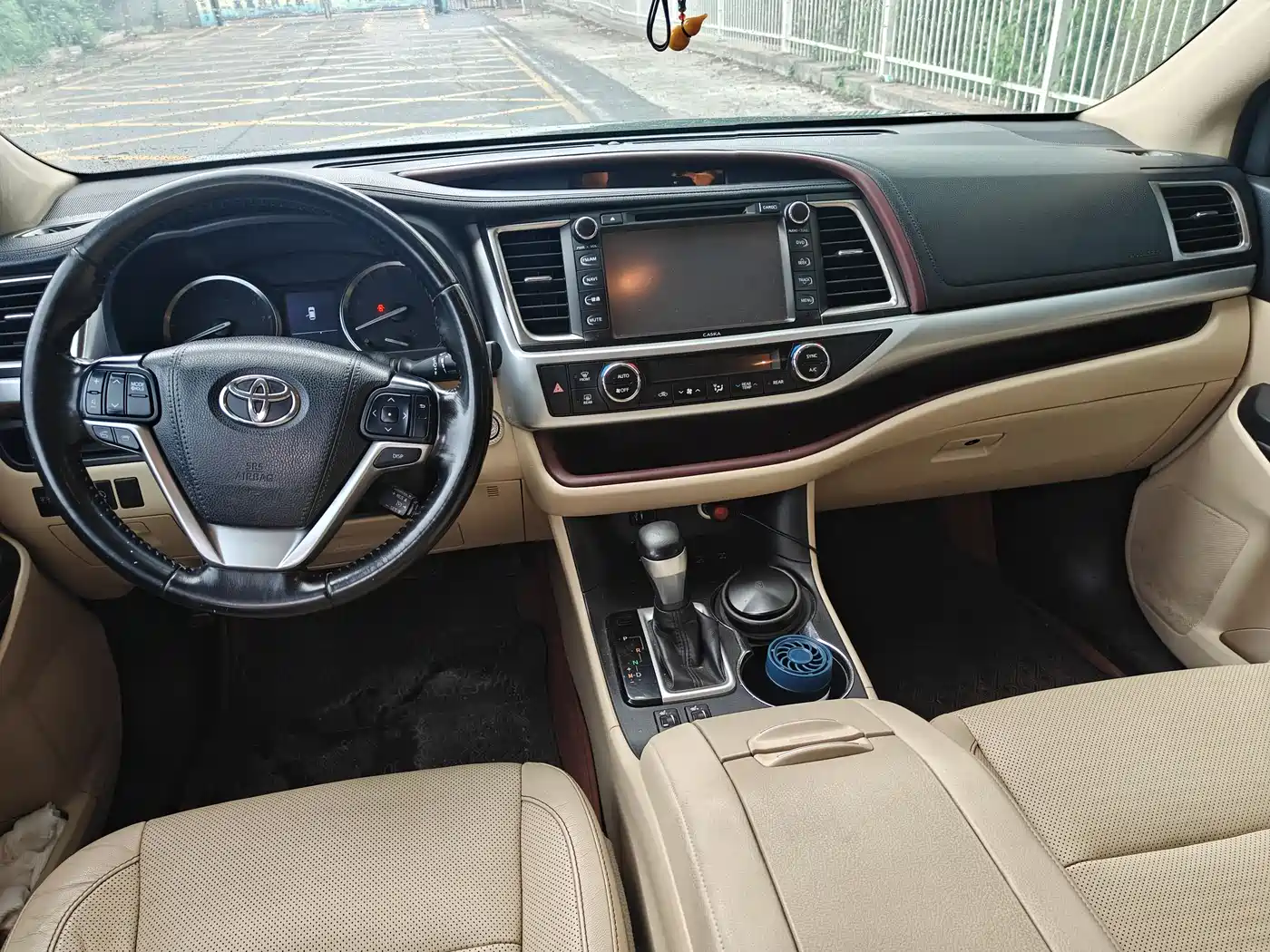 Toyota Highlander 2015 2.0T AWD Luxury Edition 7-seater фото 4