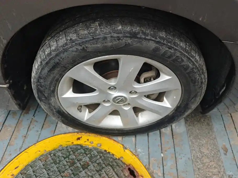 Nissan Sylphy 2011 2009 Model 1.6XE Manual Comfort Edition