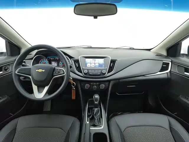 Chevrolet Cavalier 2019 320 Automatic Joy Edition — фото 5