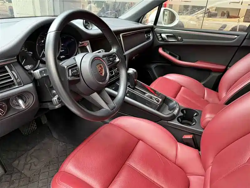 Porsche Macan 2023 Macan 2.0T фото 8