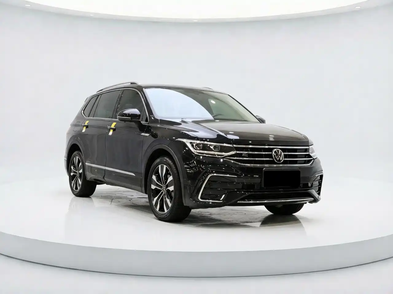 Volkswagen Tiguan L 2022 330TSI Auto 2WD R-Line Premium Edition фото 3