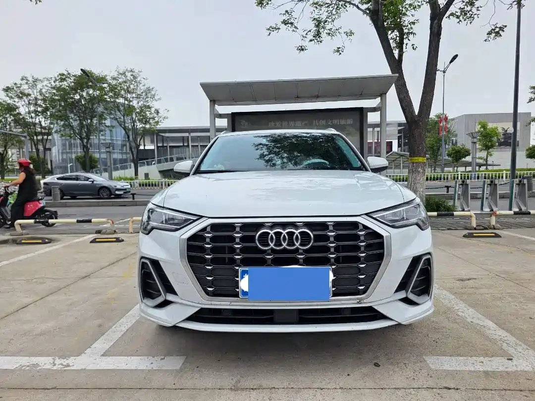 Audi Q3 2023 35 TFSI Fashion Dynamic (1.4T) фото 2