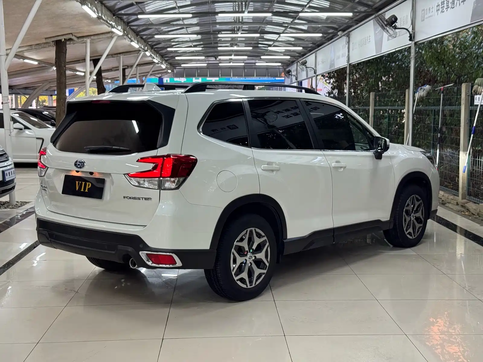 Photo 13 - Subaru Forester