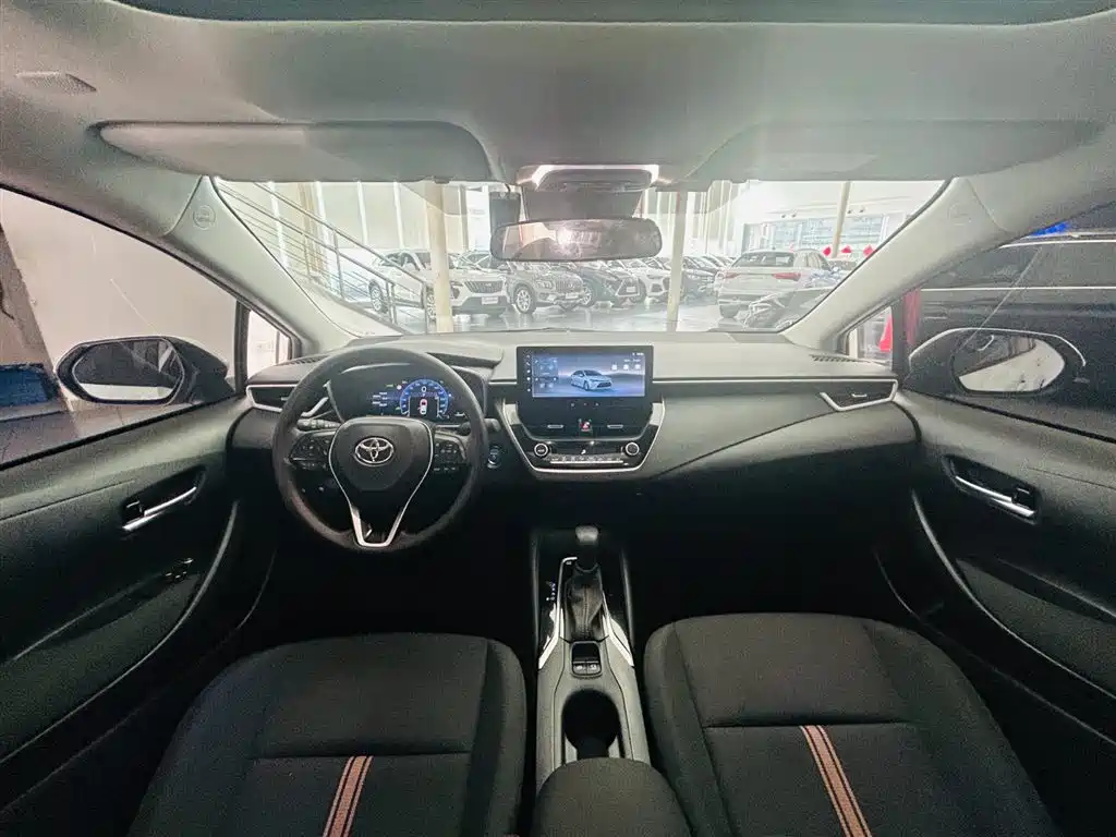 Toyota Levin 2023 Smart Hybrid 1.8L Luxury фото 14