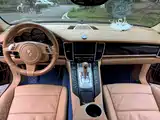 Photo 14 - Porsche Panamera