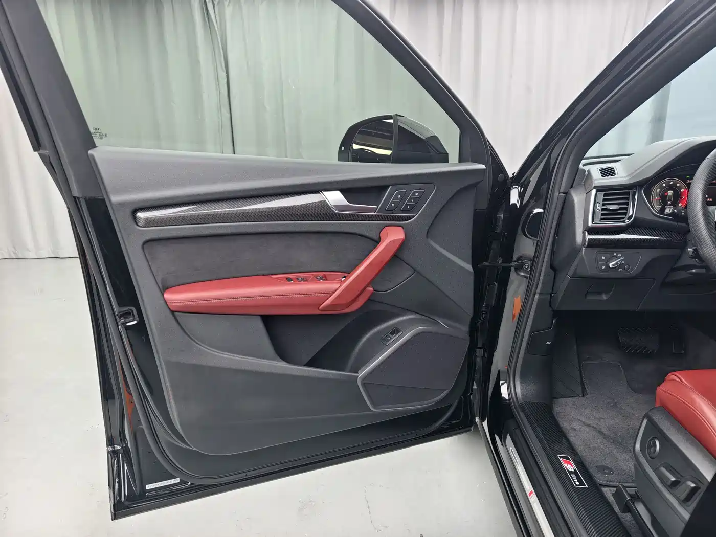 Audi Q5L Sportback 2022 Facelift 40 TFSI Luxury Style фото 6