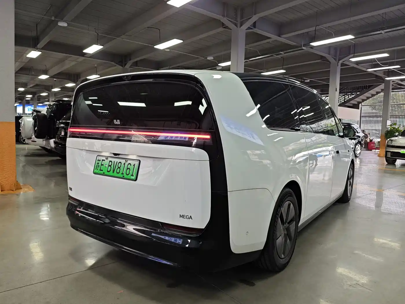 Li Auto MEGA 2024 2024 Ultra