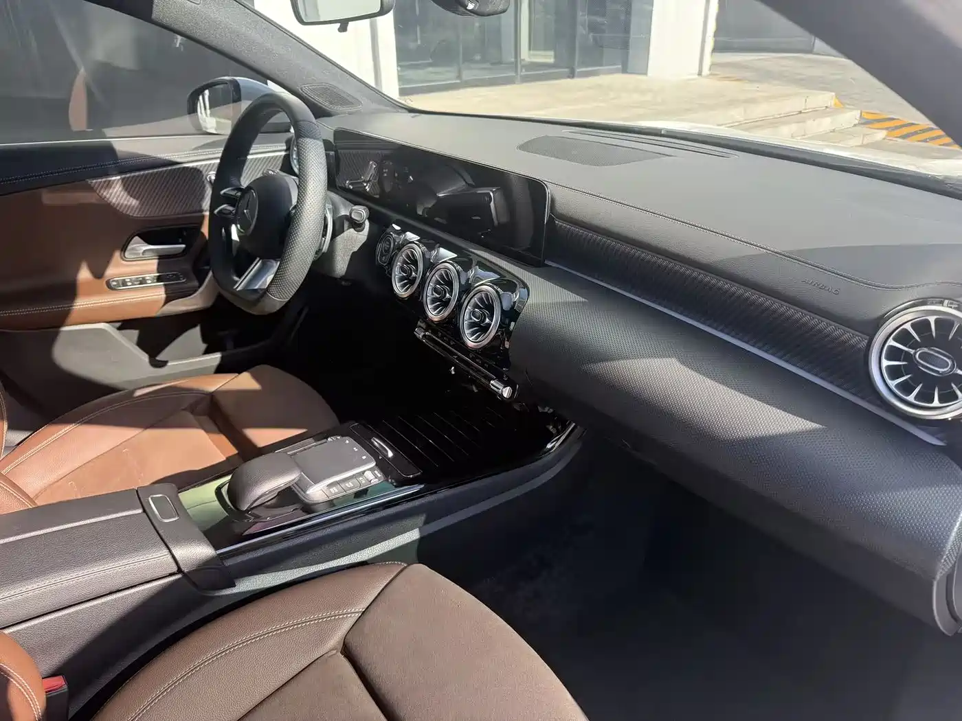 Mercedes-Benz A-Class 2023 A 200 L Fashion фото 14