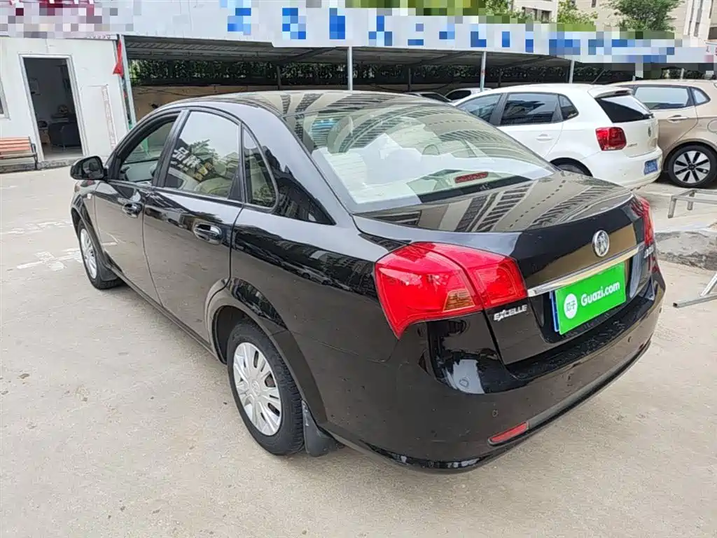 Buick Excelle 2015 1.5L Manual Classic фото 5