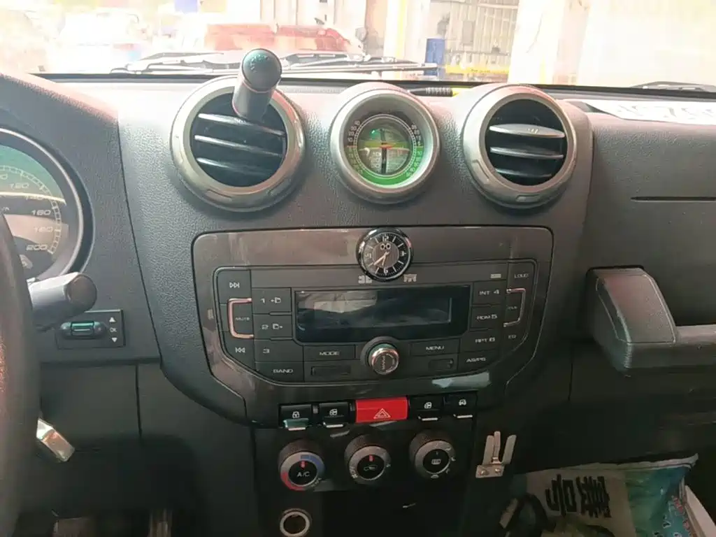 BAIC ORV Beijing Offroad BJ40 2014 2014 2.4L Manual Cross Country