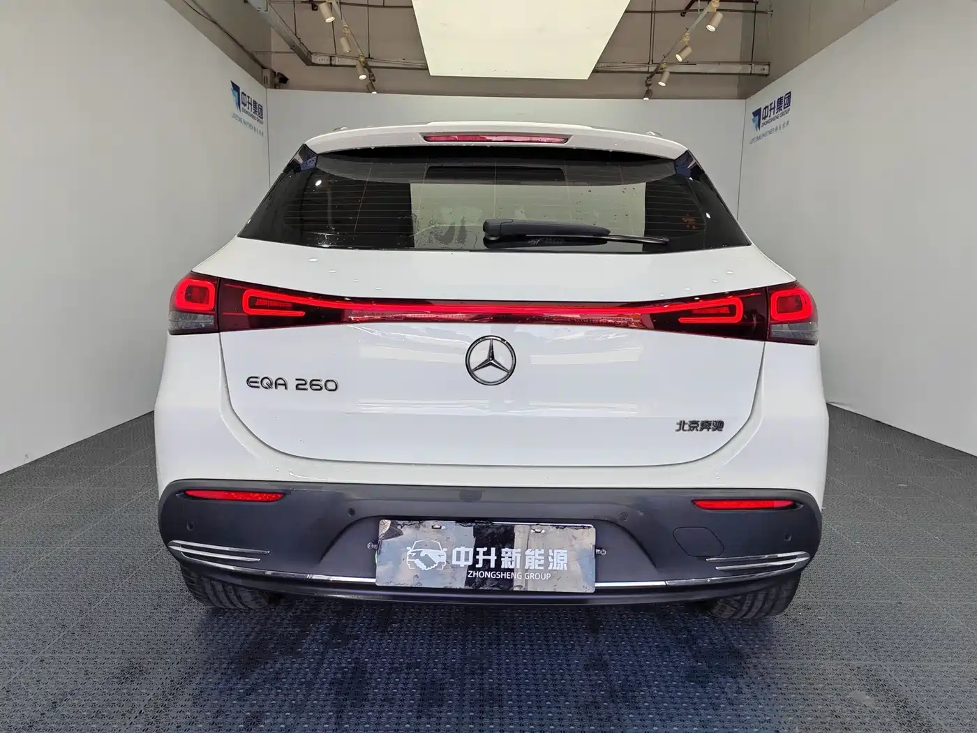 Mercedes-Benz EQA 2023 2023 EQA 260