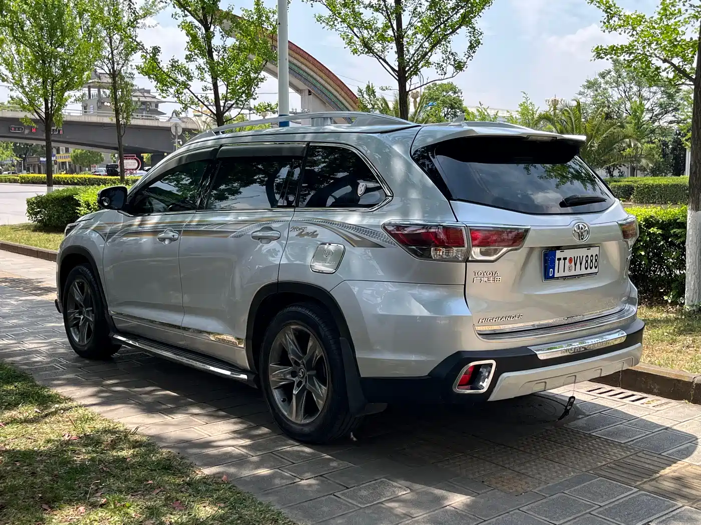 Toyota Highlander 2017 2.0T 4WD Elite 7-Seater фото 5