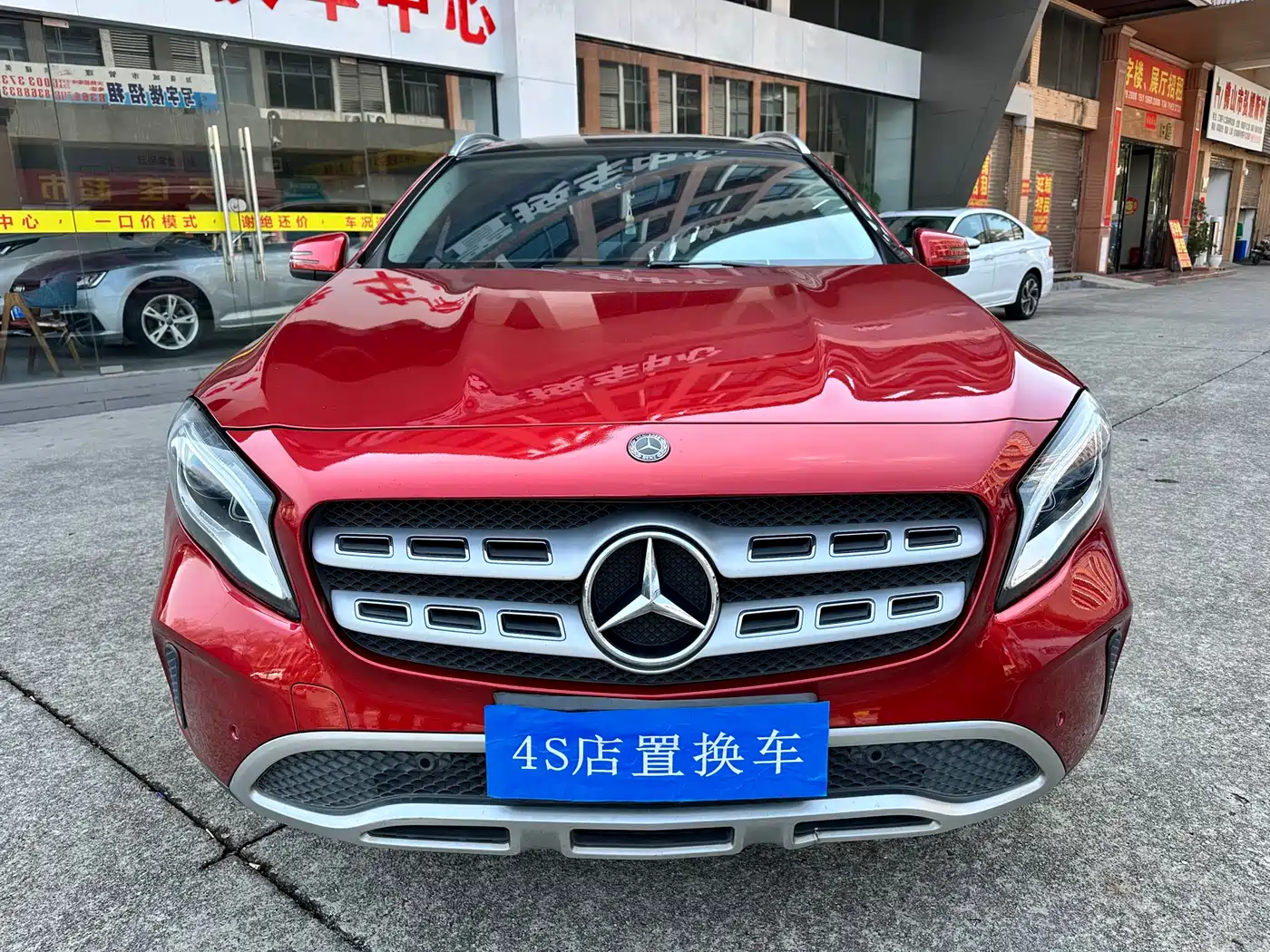 Mercedes-Benz GLA 2018 GLA 200 Fashion фото 2