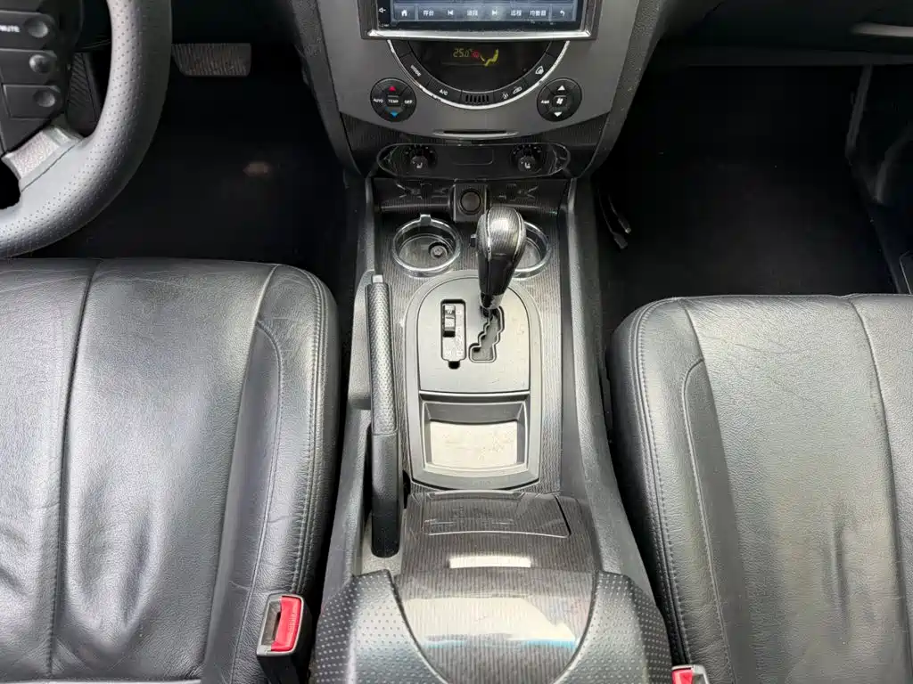 SsangYong Rexton 2013 2011 2.7T AWD Luxury Navigation