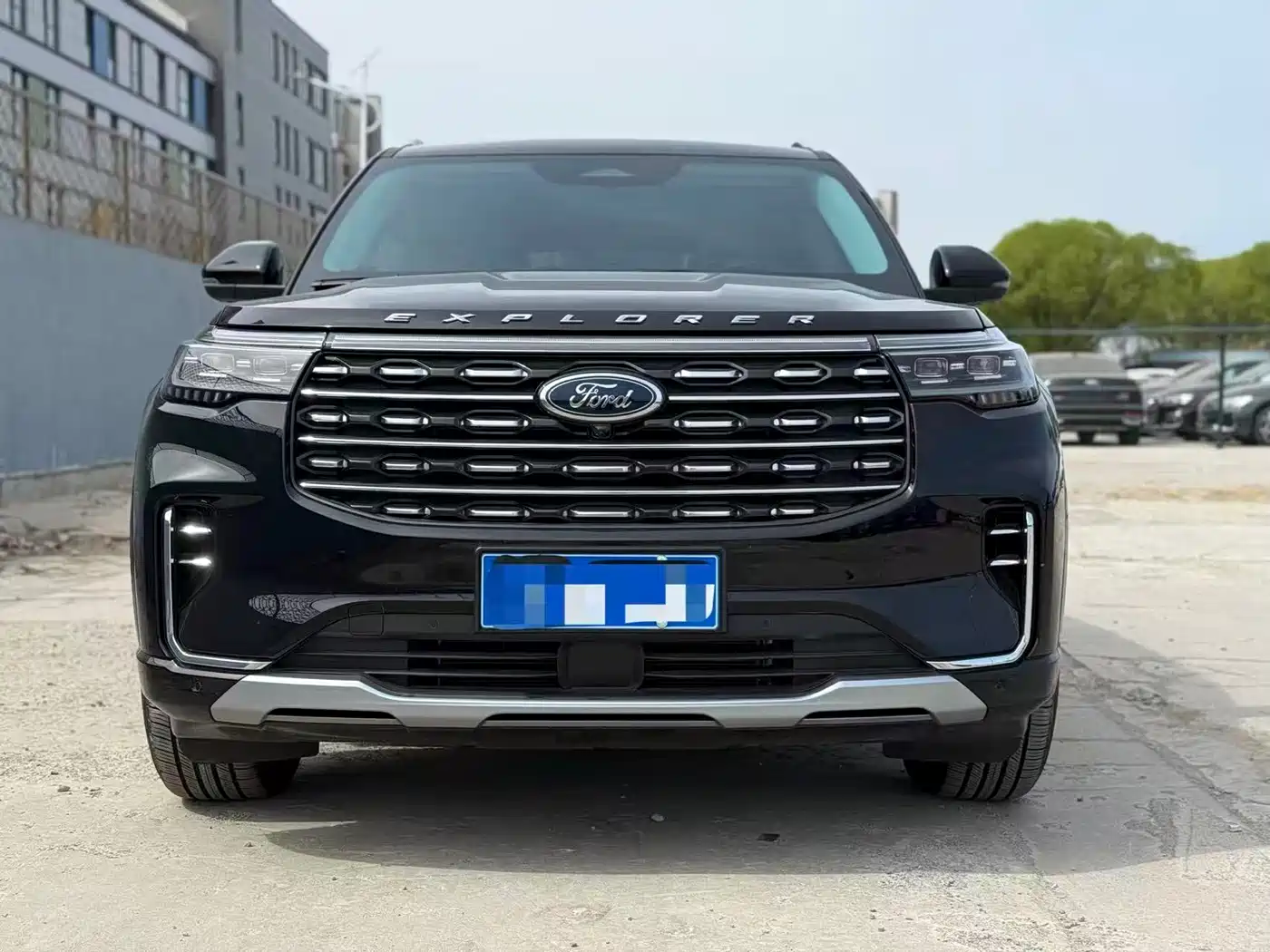 FORD EXPLORER