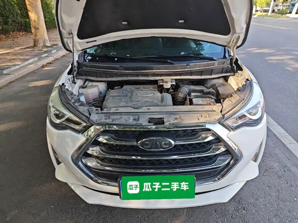 Фото 20 - JAC Refine S3