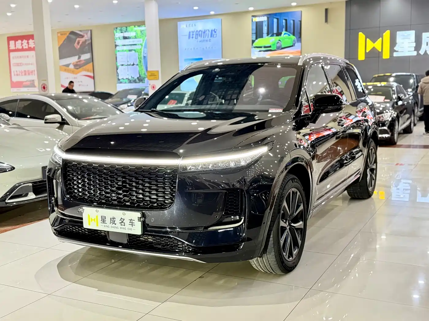 Li Auto Li ONE 2021 Extended Range 6-Seater