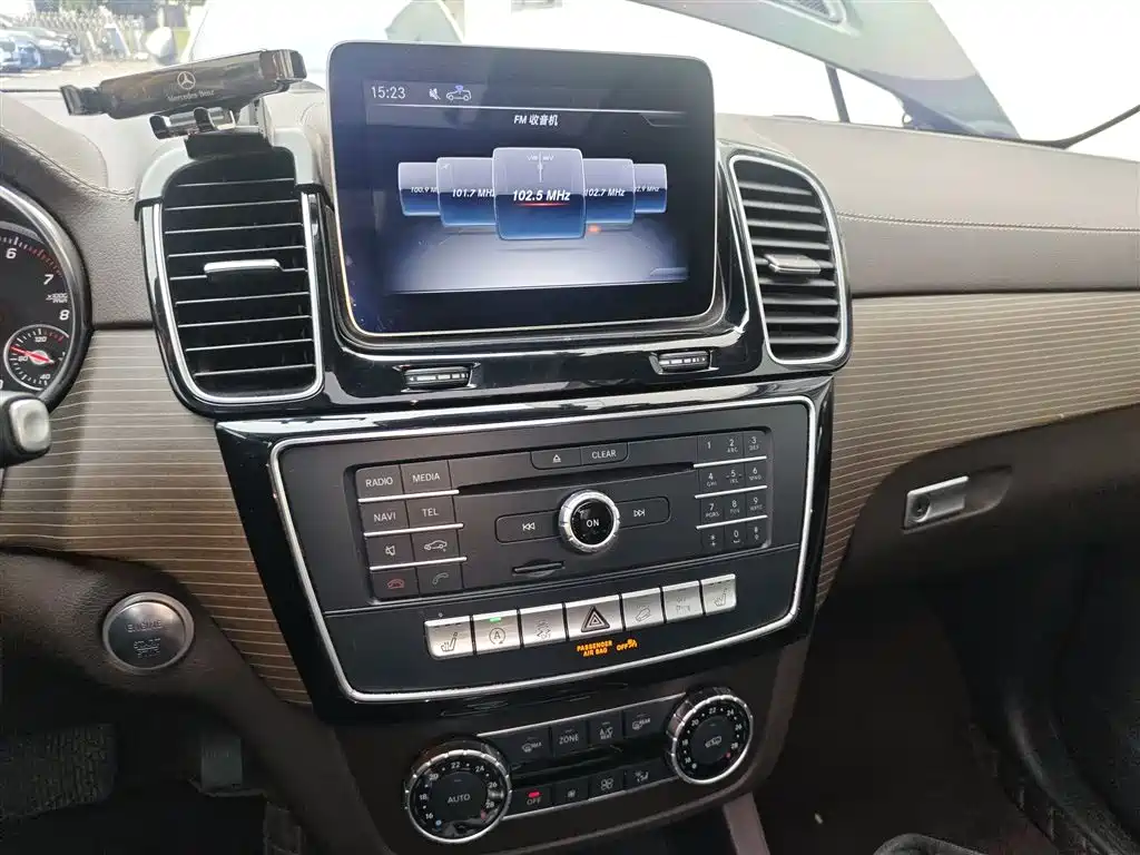 Mercedes-Benz GLE 2018 GLE 320 4MATIC Dynamic Ultimate Edition фото 13