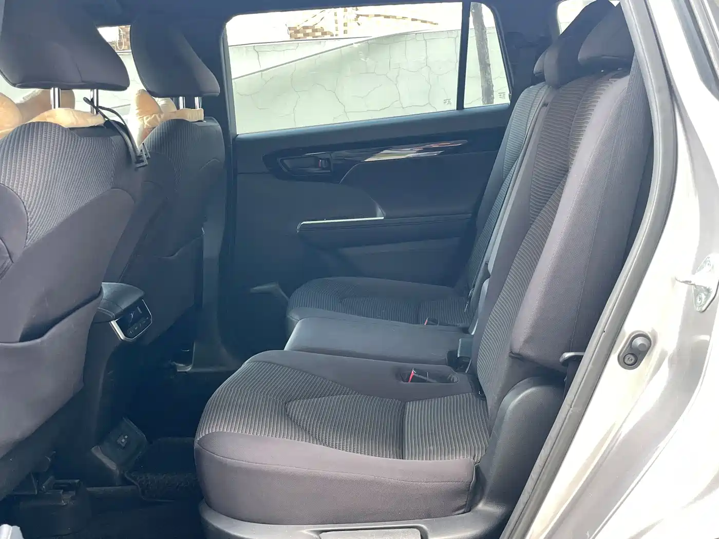 Toyota Crown Kluger 2022 2.5L HEV 2WD Elite Edition фото 11