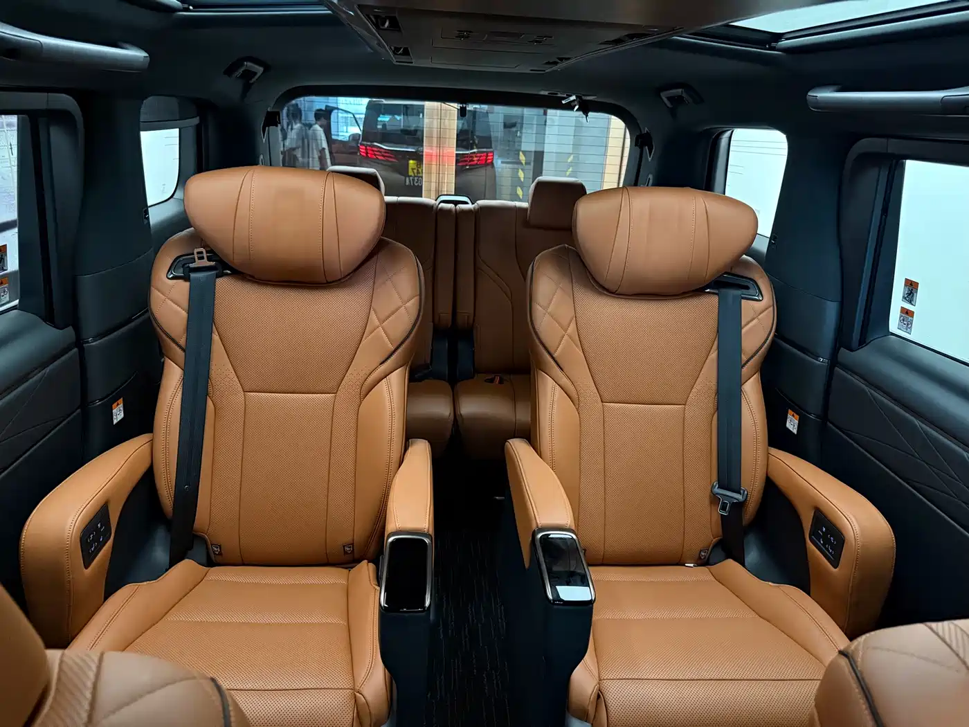 Toyota Alphard 2026 2024 Hybrid 2.5L Ultimate Enjoyment Edition