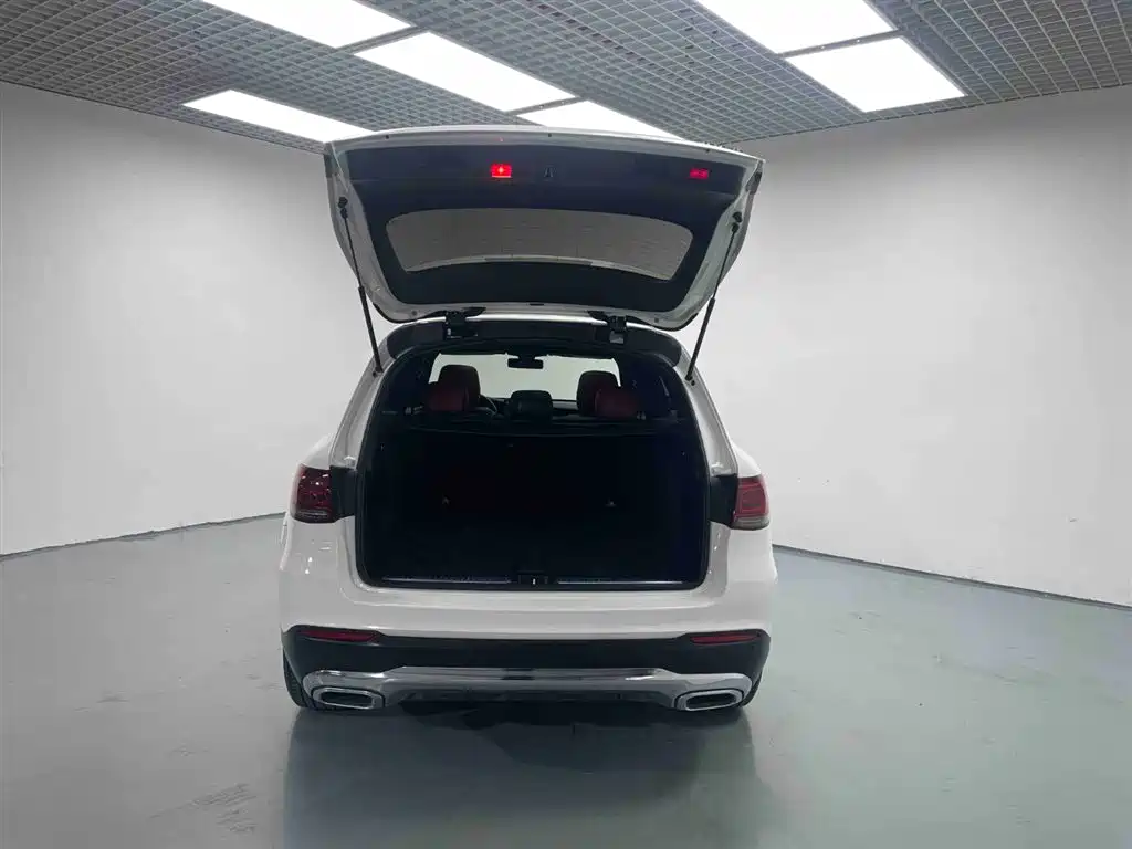 Mercedes-Benz GLC 2020 Facelift GLC 260 L 4MATIC Dynamic фото 10
