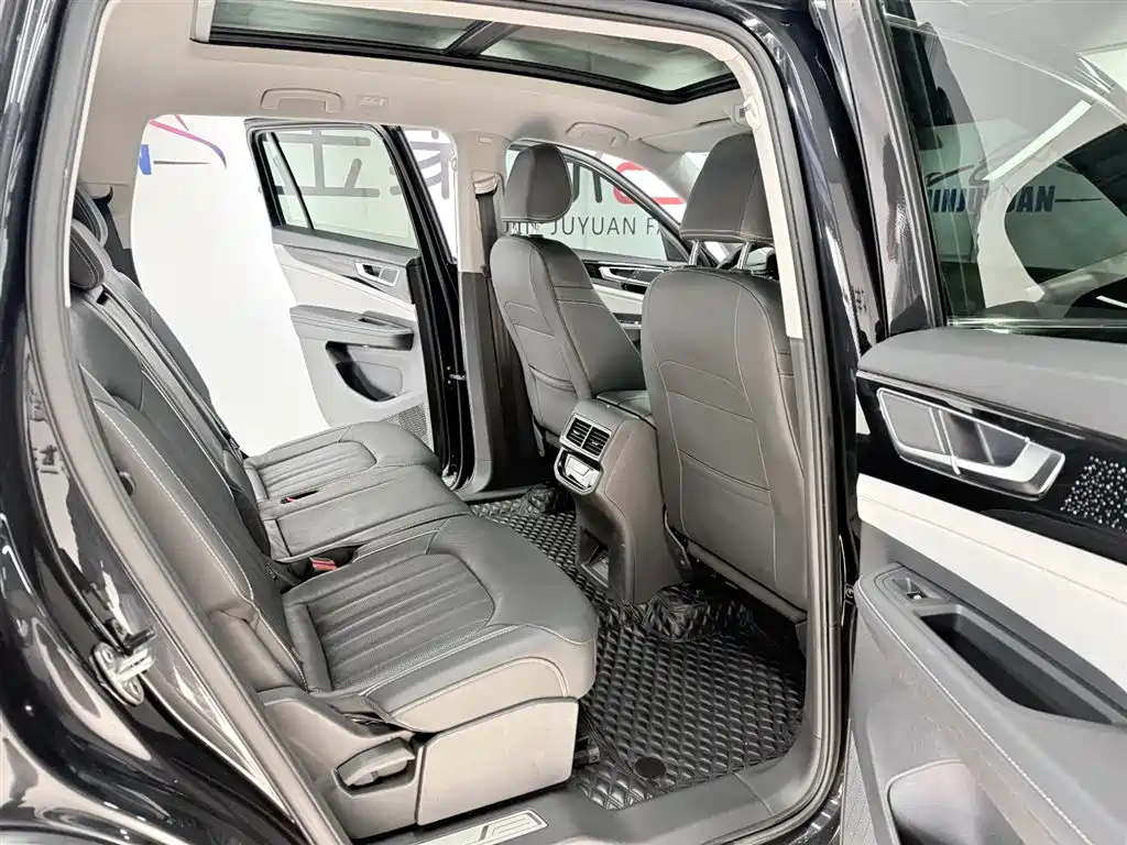 Volkswagen Teramont 2023 380TSI AWD Premium Flagship Edition фото 14