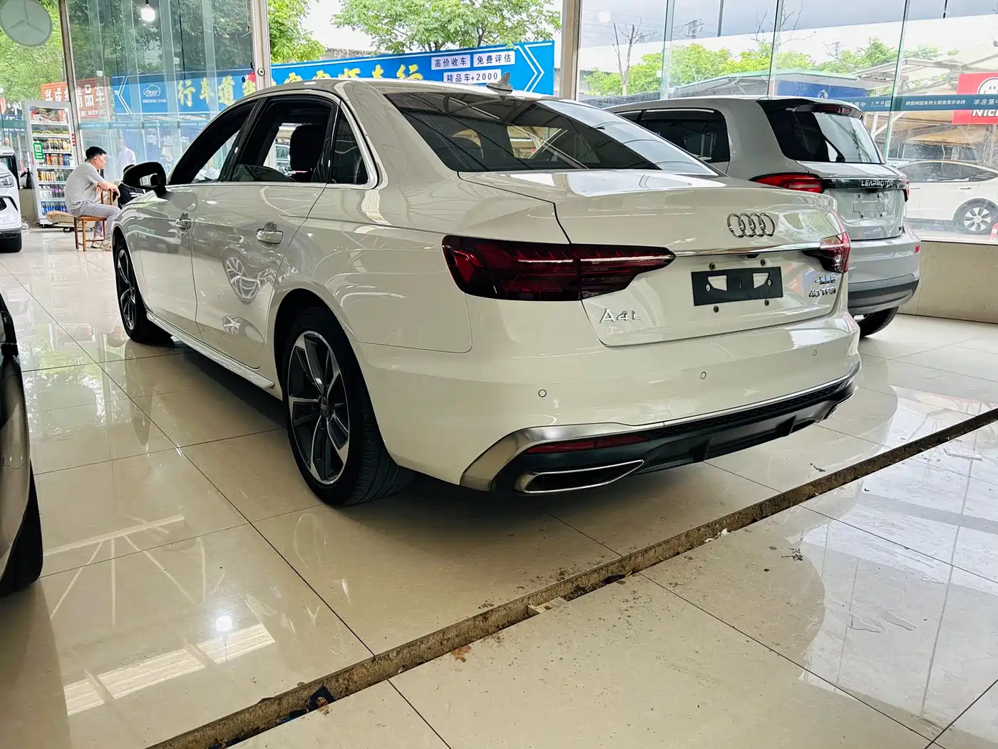 Audi A4L 2020 40 TFSI Fashion Dynamic Edition фото 4