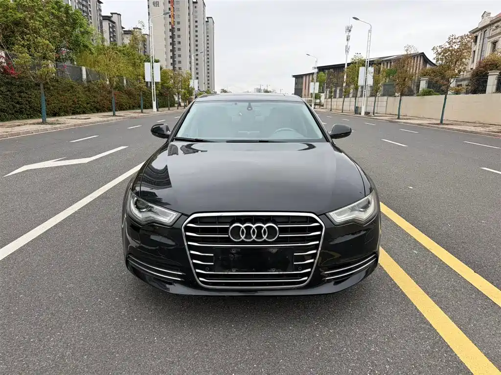 Audi A6L 2012 TFSI Standard фото 2