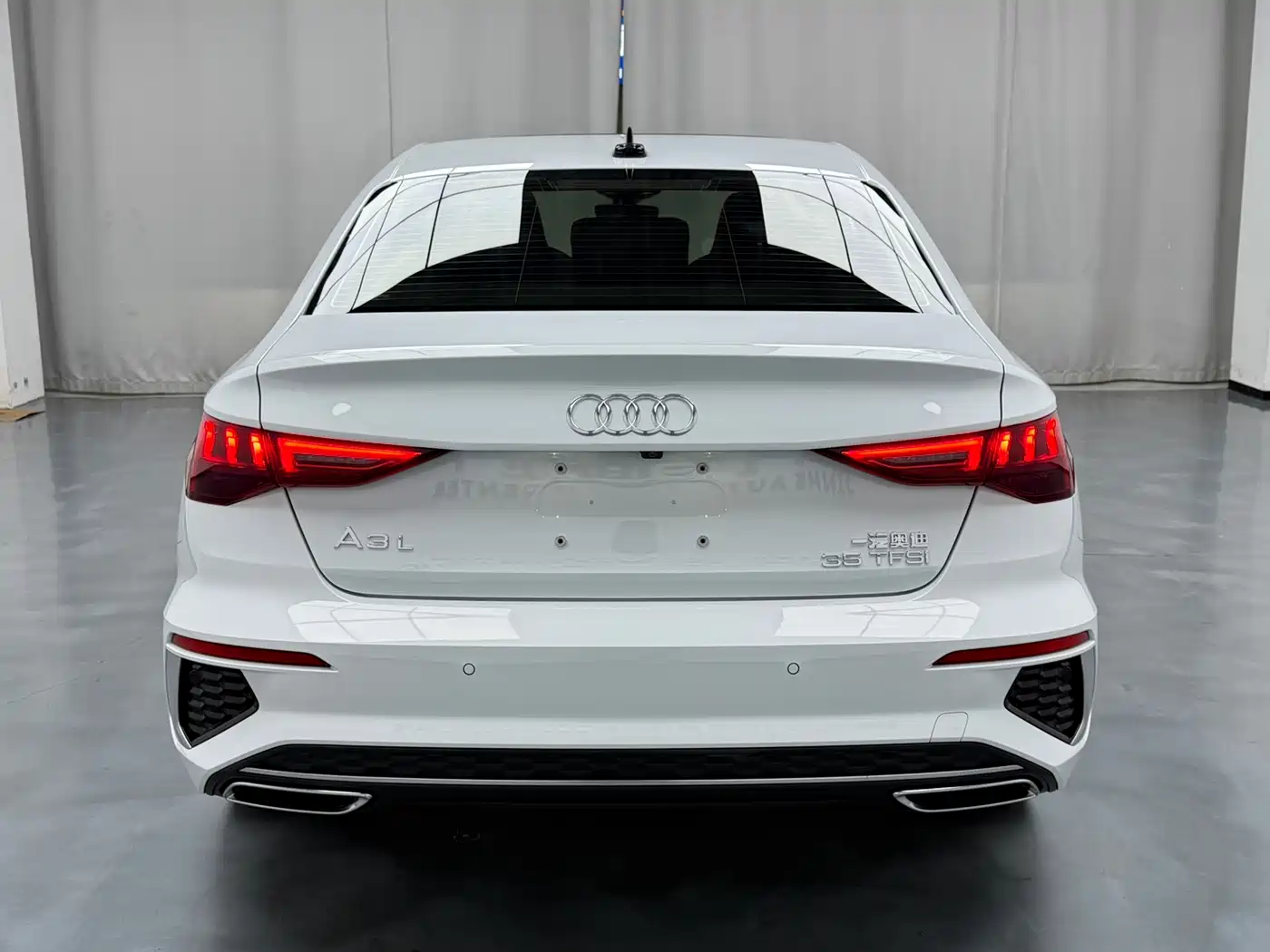 Audi A3 2023 A3L Limousine 35 TFSI Fashion Sport фото 12