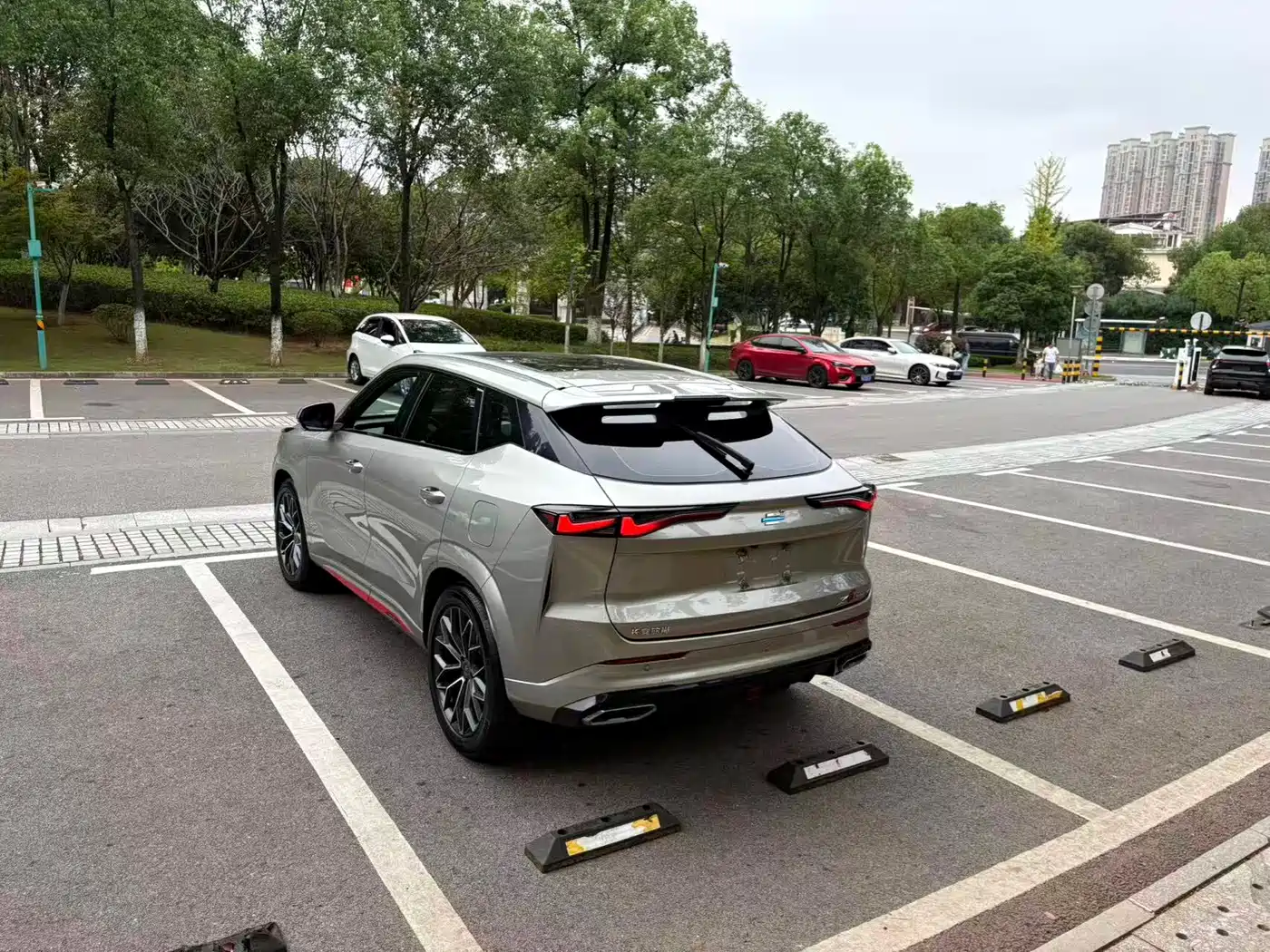 Changan Oshan Z6 2023 2022 Blue Whale 1.5T DCT Intelligent Enjoyment