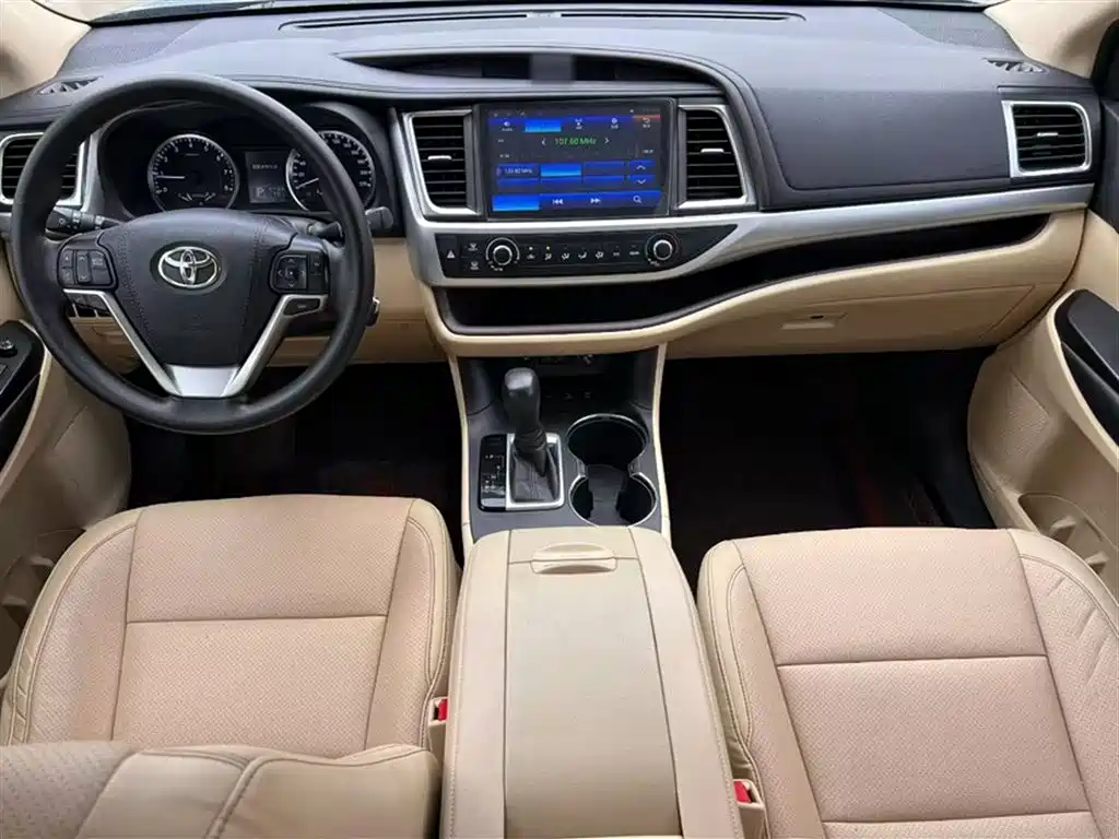 Toyota Highlander 2018 2.0T 4WD Elite 7-seater China VI фото 8