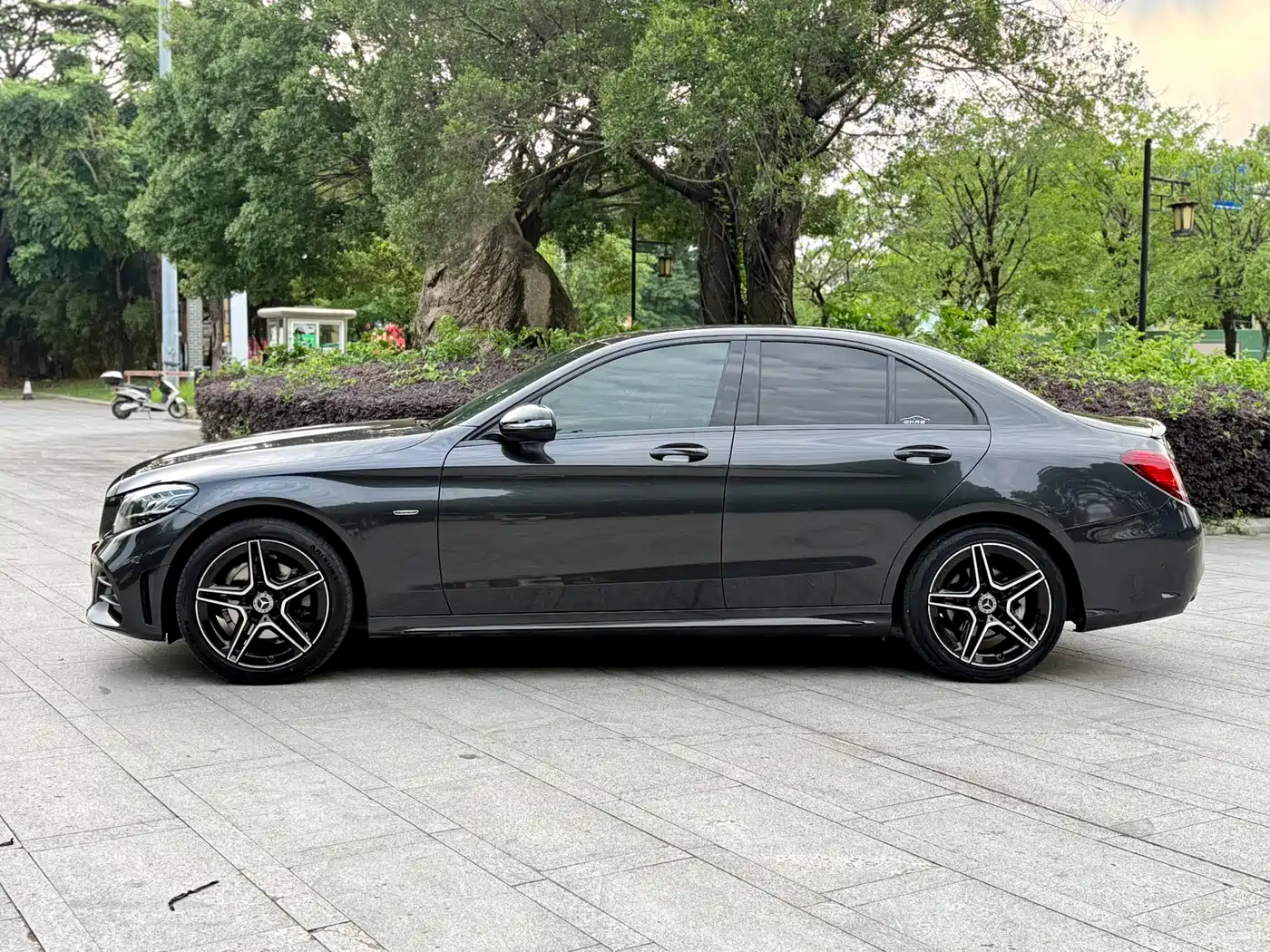 Mercedes-Benz C-Class 2021 C 260 Starry Exclusive Edition фото 4