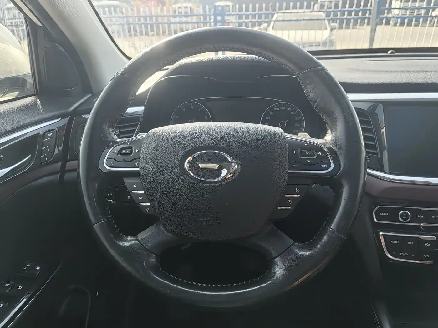 GAC Trumpchi Trumpchi GS8 2017 320T AWD Luxury Smart Connect (7-Seater) фото 18