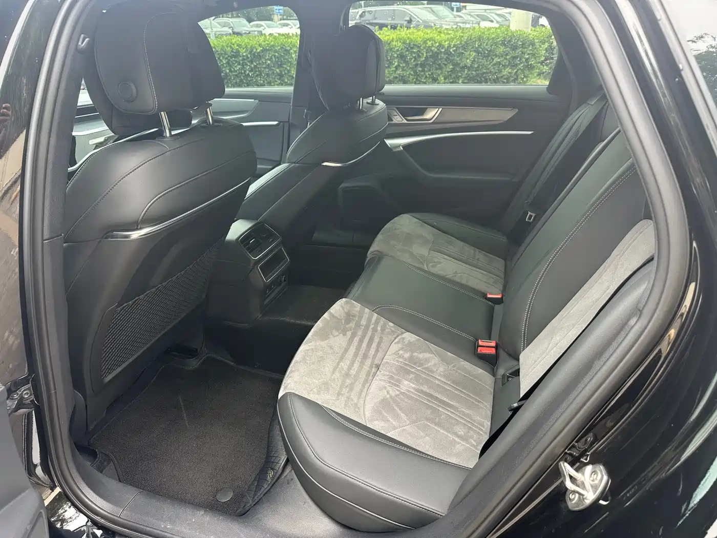 Audi A6L 2025 Model Year Facelift 40 TFSI Luxury Sport фото 9