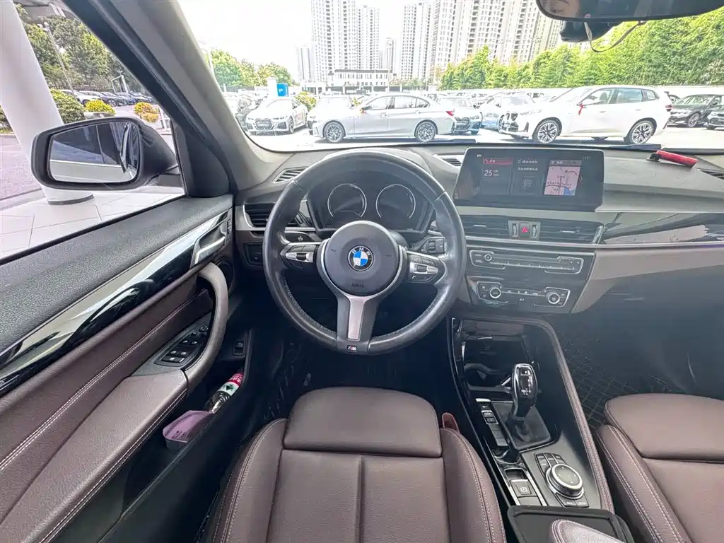 BMW X1 2020 sDrive20Li Premium Edition фото 11