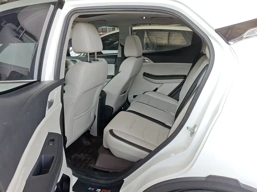 BYD Yuan Pro 2021 401KM Premium Model фото 17