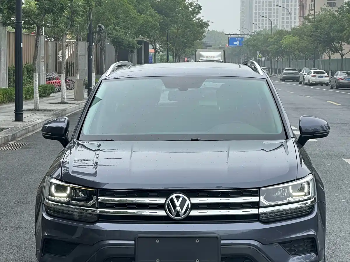 Volkswagen Tharu 2019 280TSI 2WD Luxury Edition China V фото 2