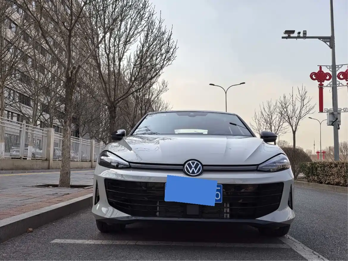Volkswagen Lamando 2025 Model Lamando L 2.0T GTS Basic фото 2
