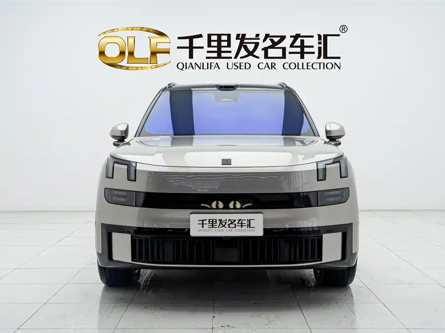 Lynk & Co 900 2025 2.0T Ultra фото 2