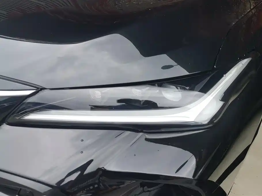 Toyota Avalon 2023 2.0L Luxury Edition фото 5