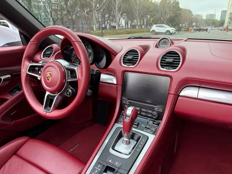 Porsche 718 2016 Boxster 2.0T фото 7