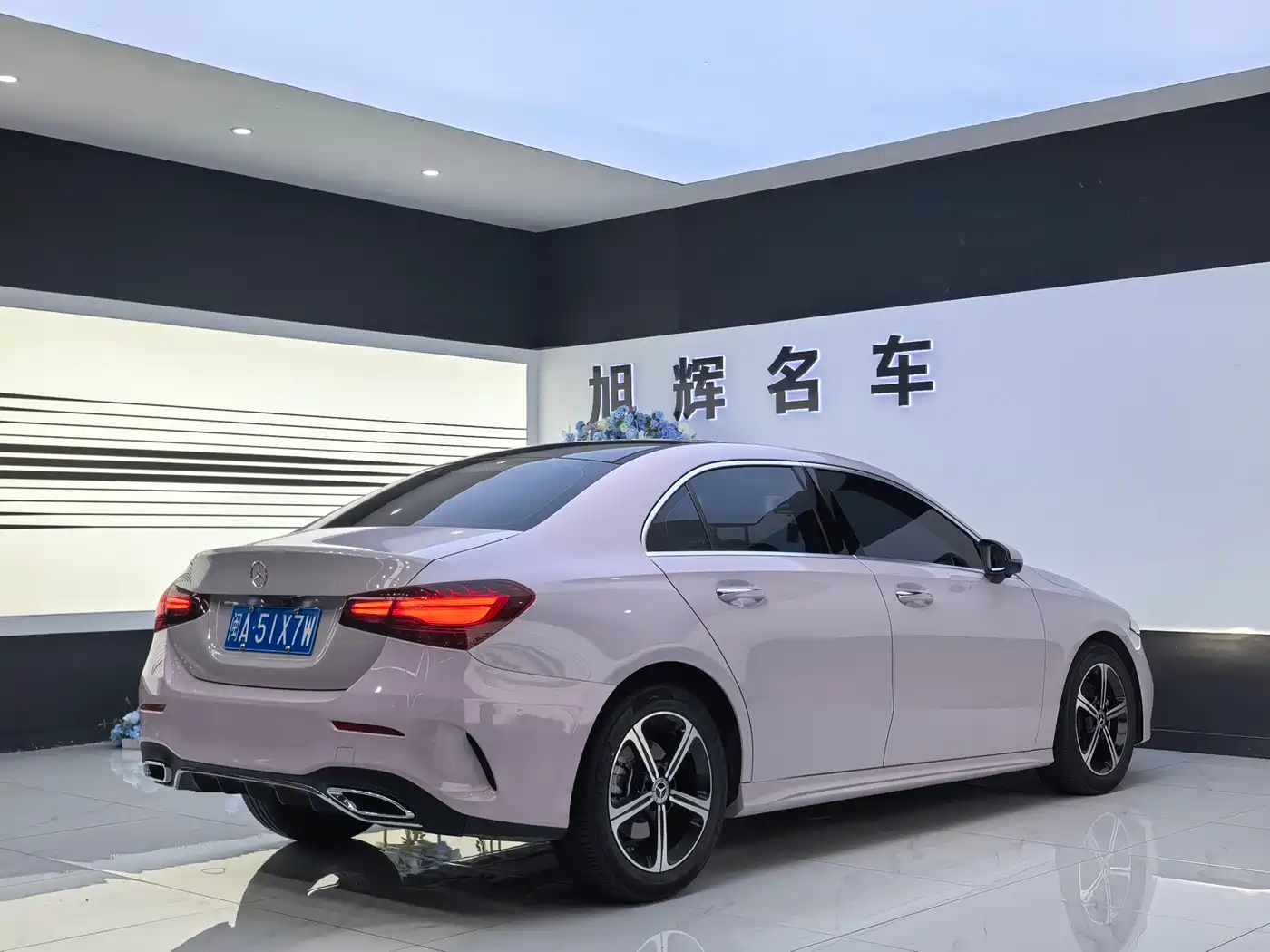 Mercedes-Benz A-Class 2023 A 200 L Fashion фото 8