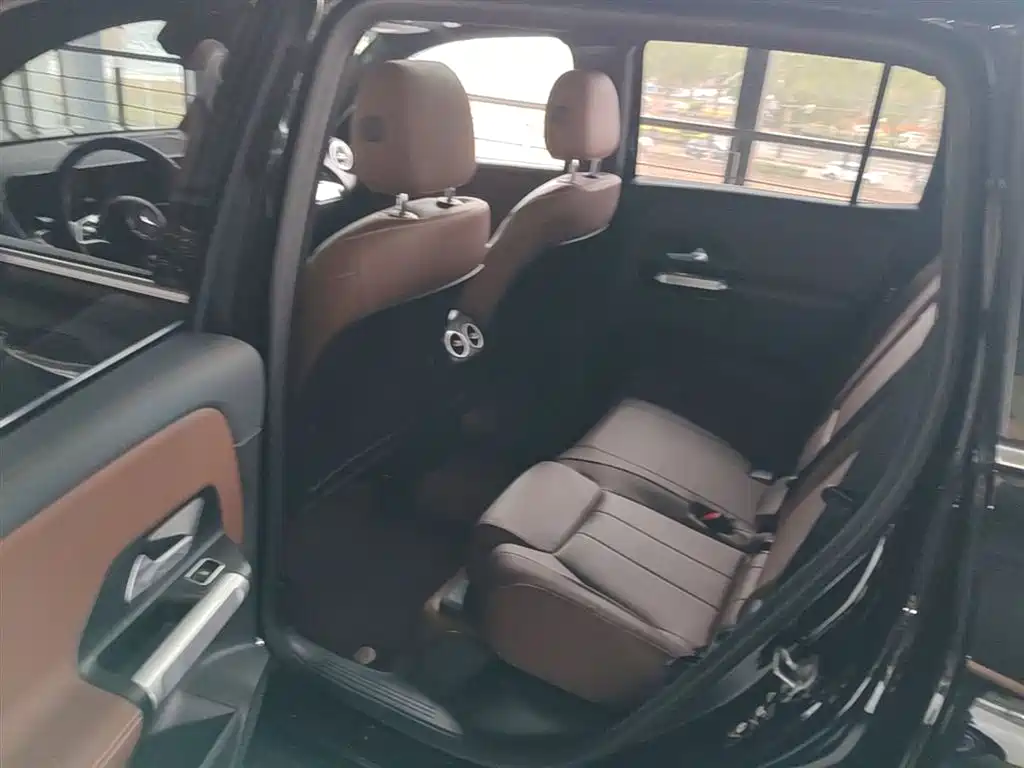 Mercedes-Benz GLB 2024 Facelift GLB 220 Dynamic фото 24